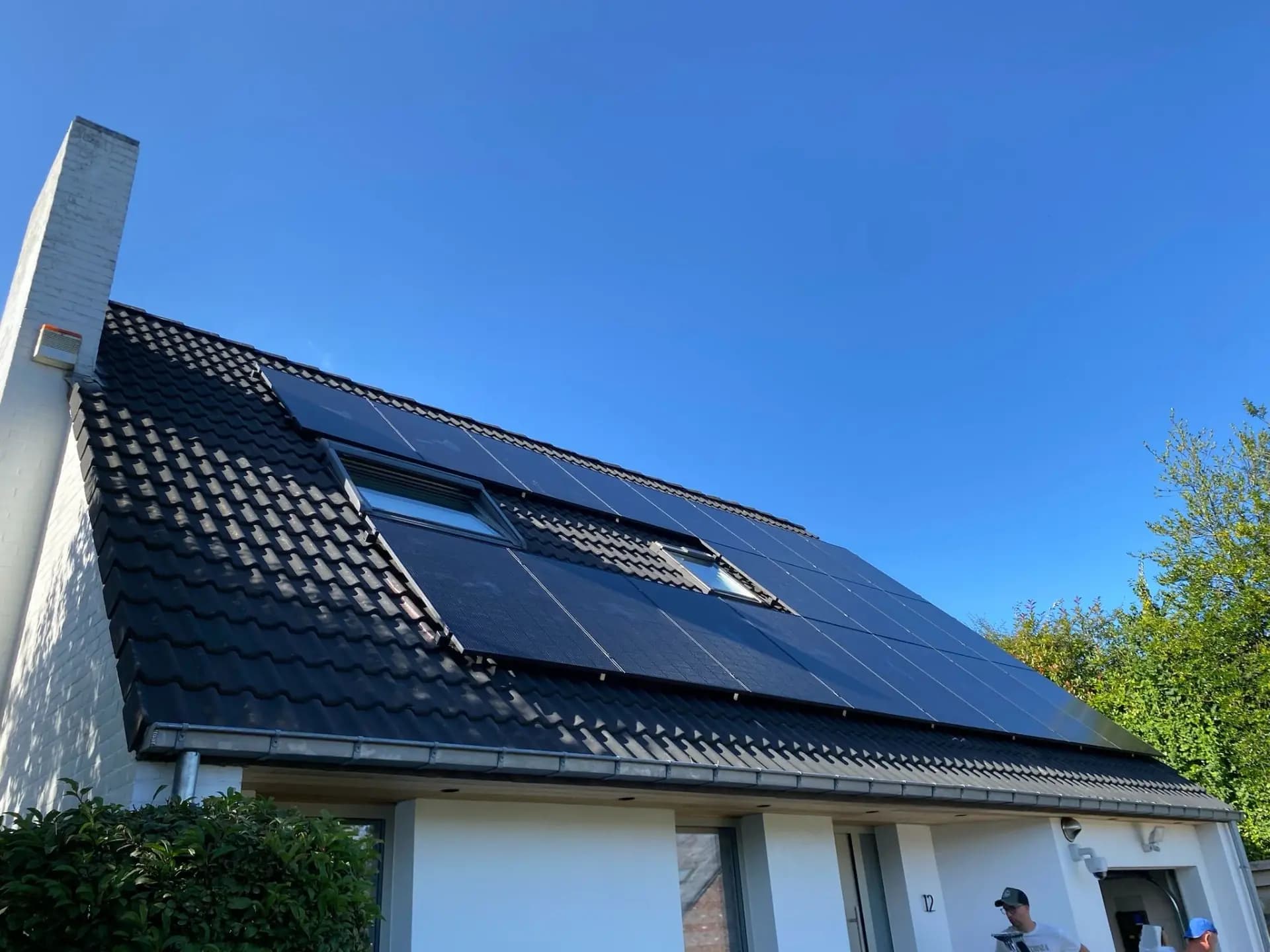 Zonnepanelen overzicht op dak