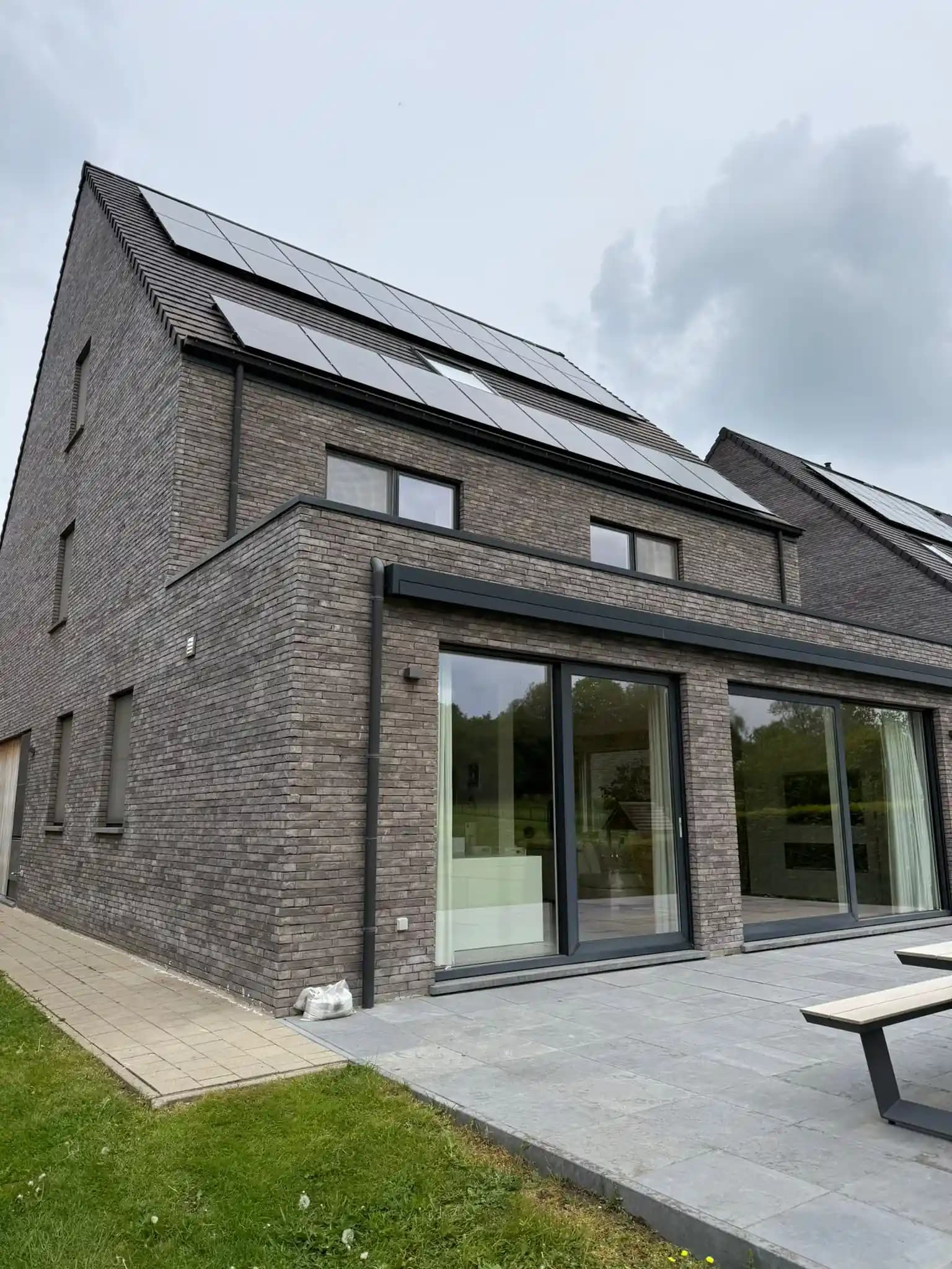 Zonnepanelen op pannendak